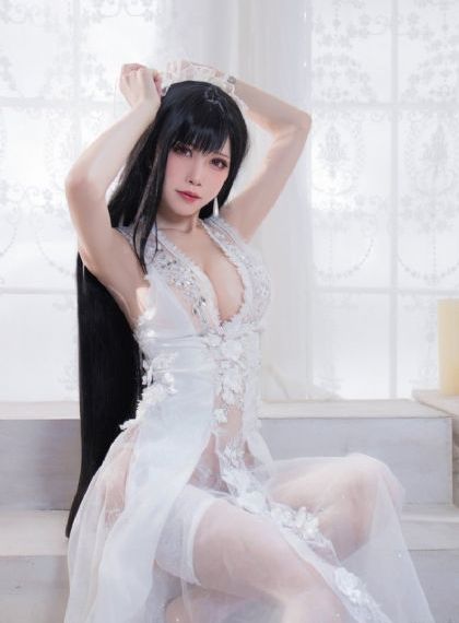 丰满岳妇饱满的双乳_BD在线视频观看