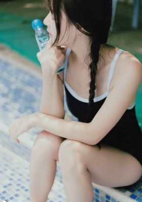 日本打白嫩光屁屁网站_1080P完整视频观看