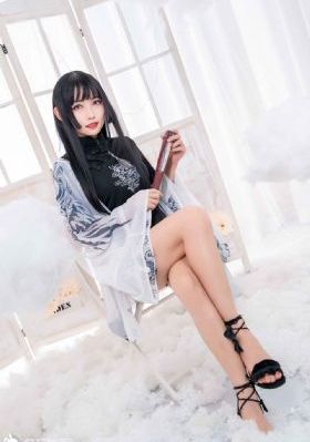 漂亮的保姆中文版_电影免费国语