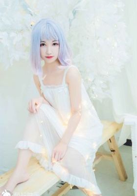 公園偶遇AV女優_完整版BD高清中字