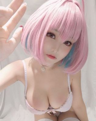 帅哥美女吻激烈滚床单的免费视频_影视大全视频