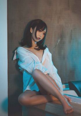 97超碰人人澡人人_DVD迅雷电影在线